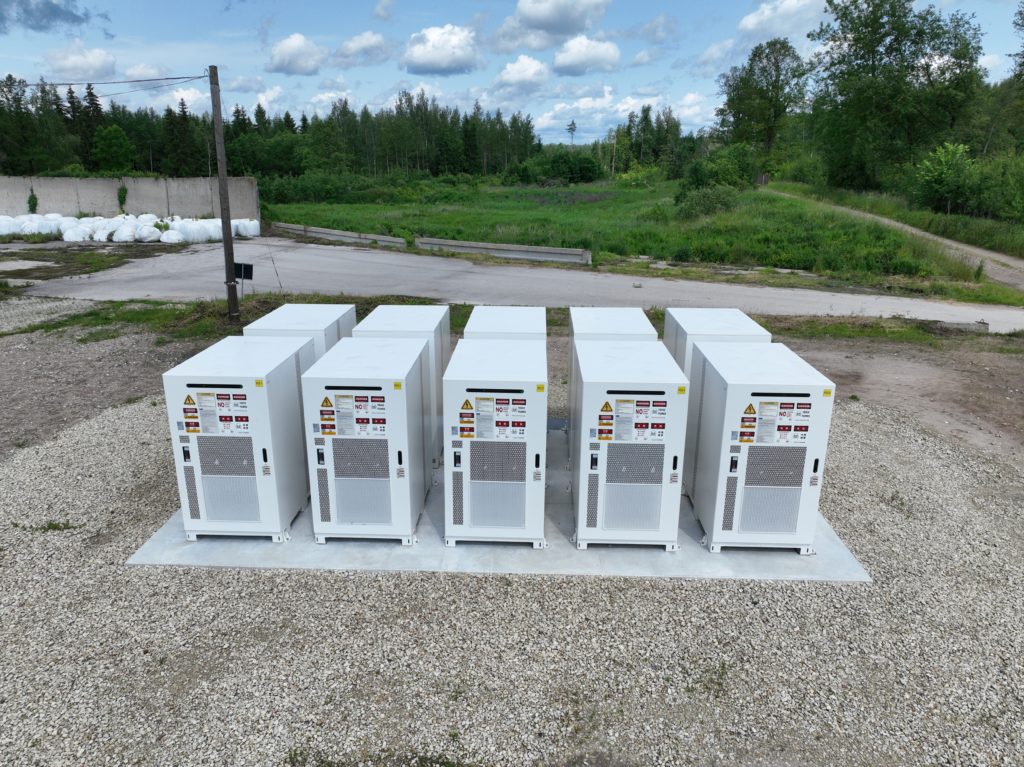 Enerģijas uzglabāšanas sistēma 1,08 MW/2,15 MWh Viļānos